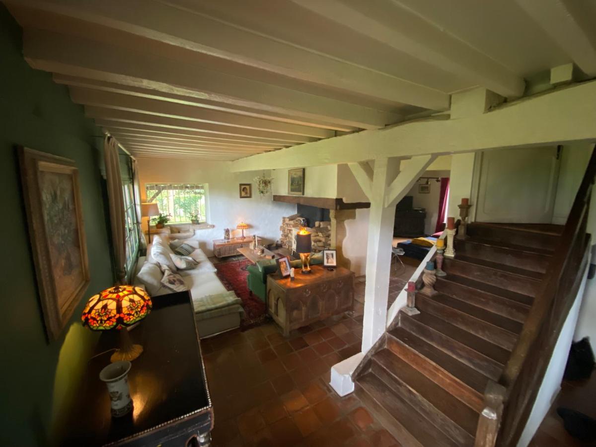 Domaine Du Tafiart Bed & Breakfast Sarron ภายนอก รูปภาพ
